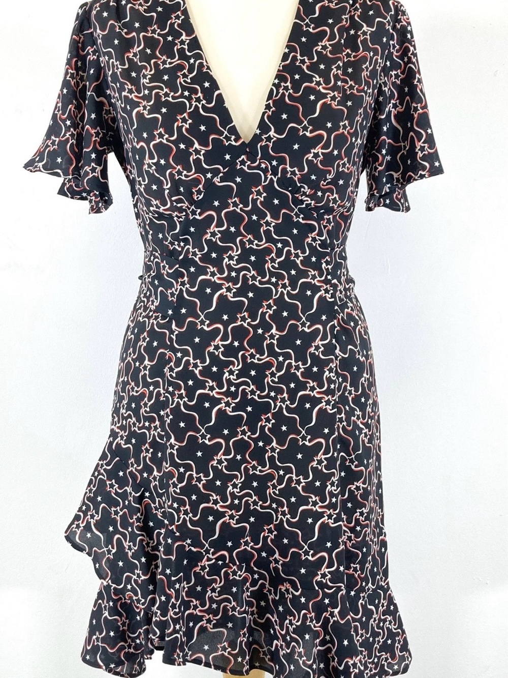 TOPSHOP Star Ribbon Print V-neck Dress, Back Tie Bow with Flutter Sleeves.